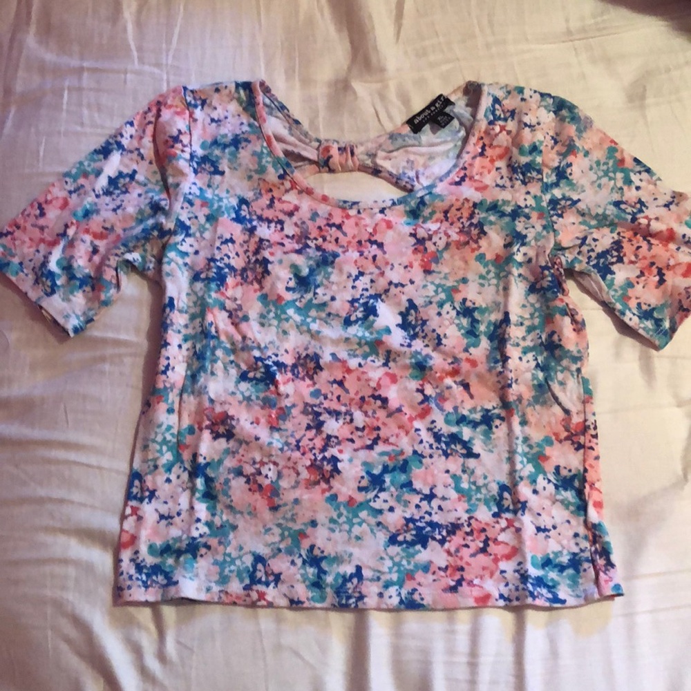 Colored crop top